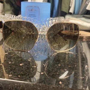 Oliver People’s Gold rim sunglass